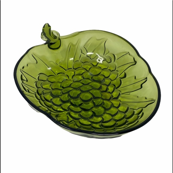 Vintage Grape Design Green Glass Fruit  Bowl Large - Picture 2 of 6